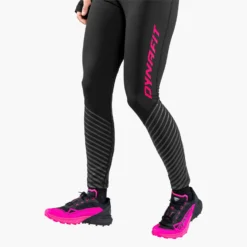 Trailrunning Schoen Dynafit Women Ultra 50 Pink Glo Black Out -Schoenen Winkel 4 f1ba2bab 1d5e 4a43 a420 280b5460d85d dynafit